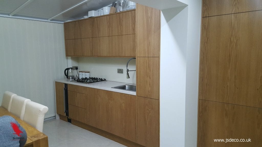 Modern style oak veneer kitchen furniture, Wakefield West Yorkshire Modern style oak veneer kitchen furniture, Wakefield West Yorkshire