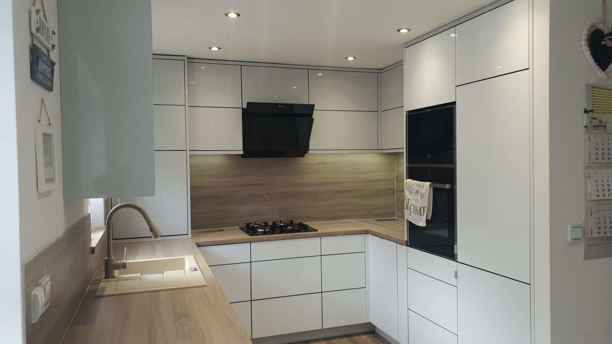 Modern high gloss kitchen Barnsley Modern high gloss kitchen Barnsley