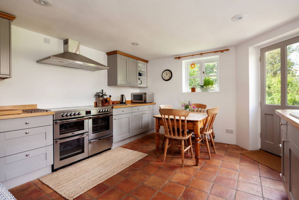 painted kitchen2